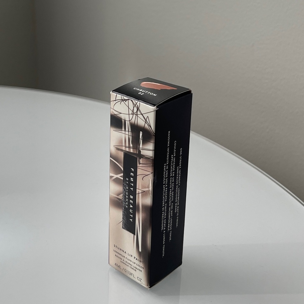 NIP Fenty stunna lip paint